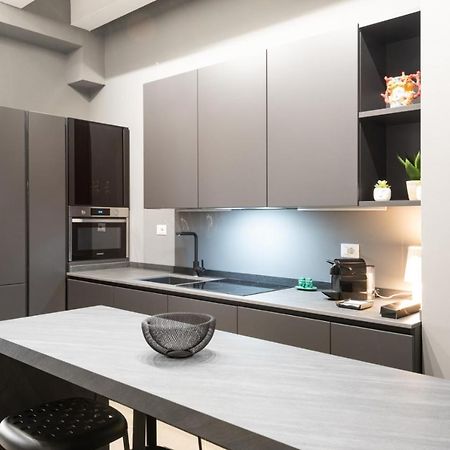 פלרמו Carlo Suite Apartments Con Vasca Idromassaggio מראה חיצוני תמונה